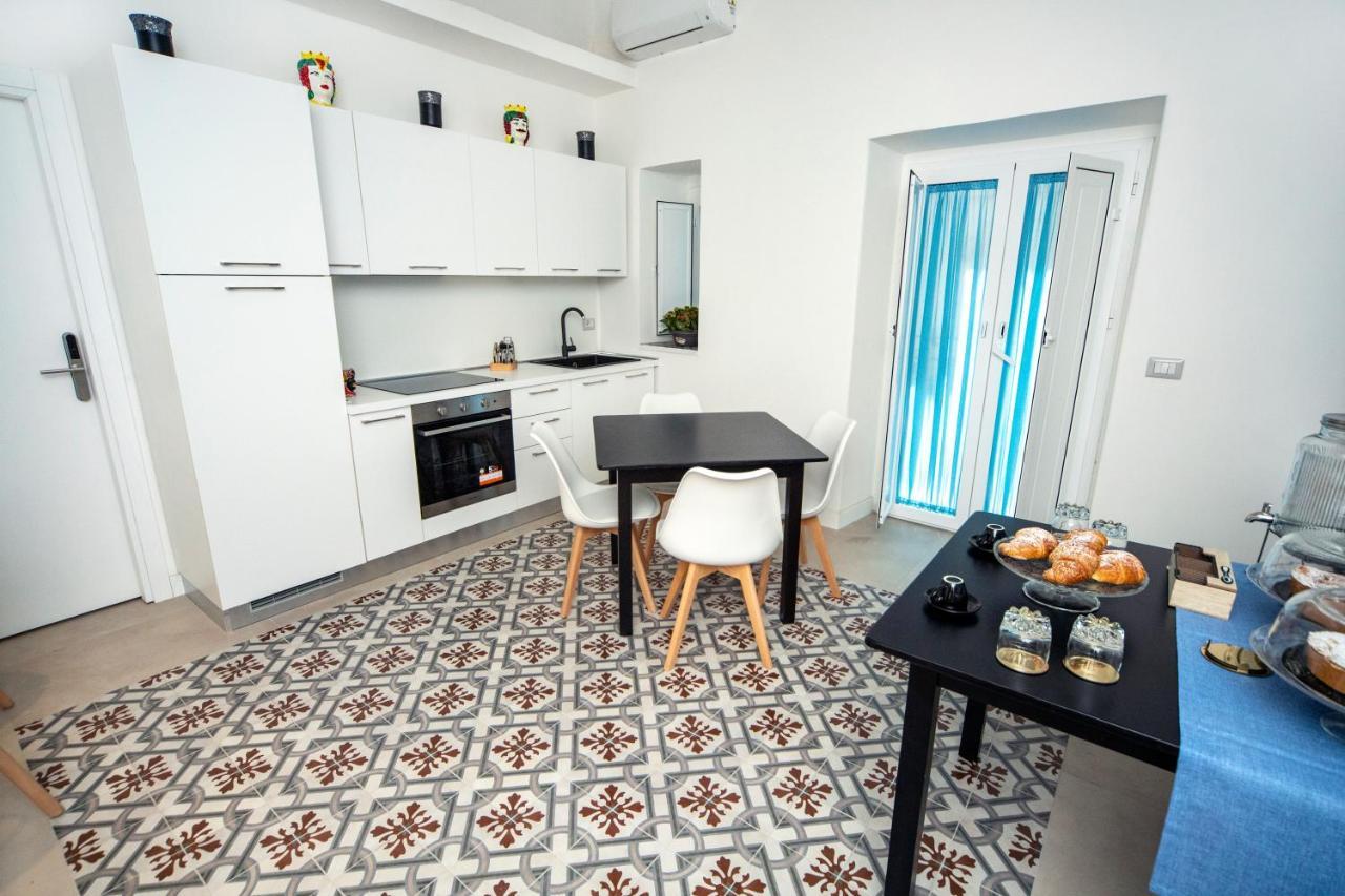 B&B Riccioli Catánia Buitenkant foto
